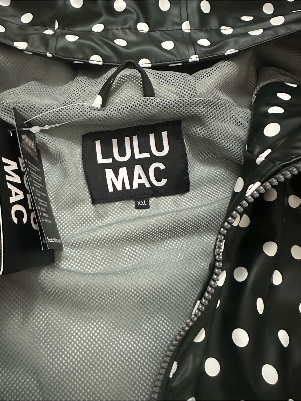 Lulu Mac polka dot hooded rain jacket in black/white - Picture 3 of 10